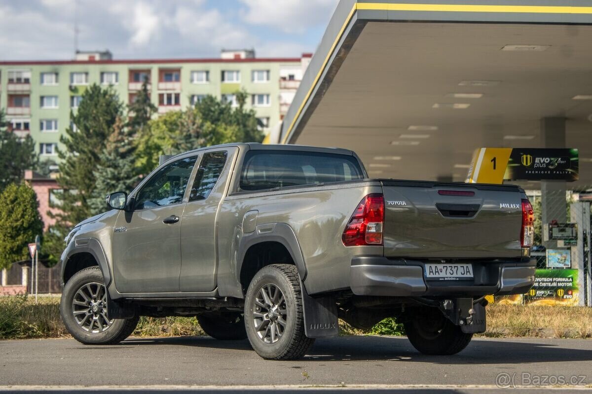 Toyota Hilux MT/6 110kW - 5