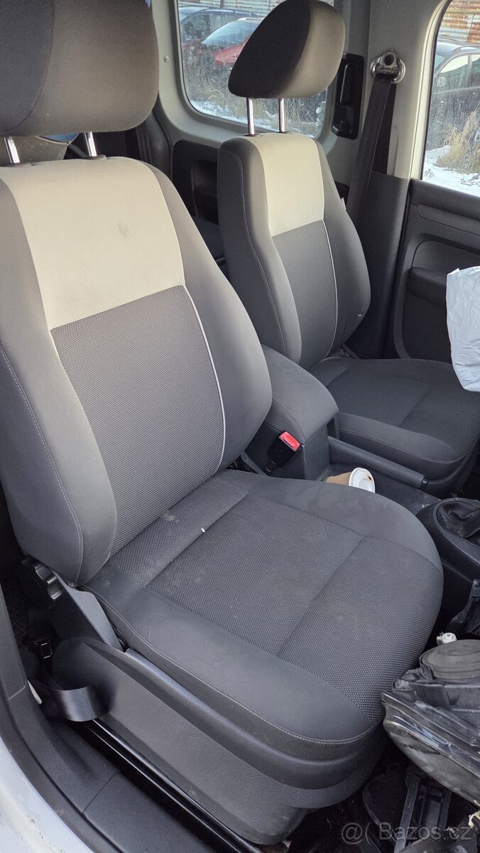 Prodám N.D. VW Caddy 1.6 TDi, 55kW, 5ti kvalt. - 5