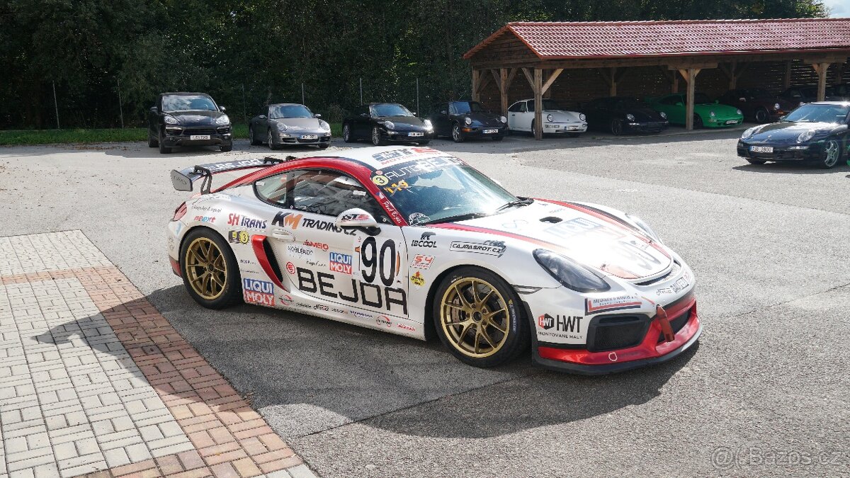 Porsche 981 Cayman GT4 Clubsport MR, závodní - 5