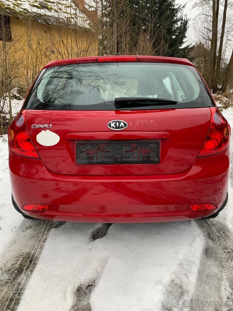 Kia Ceed 1.4 DOHC 80kw na díly - 5