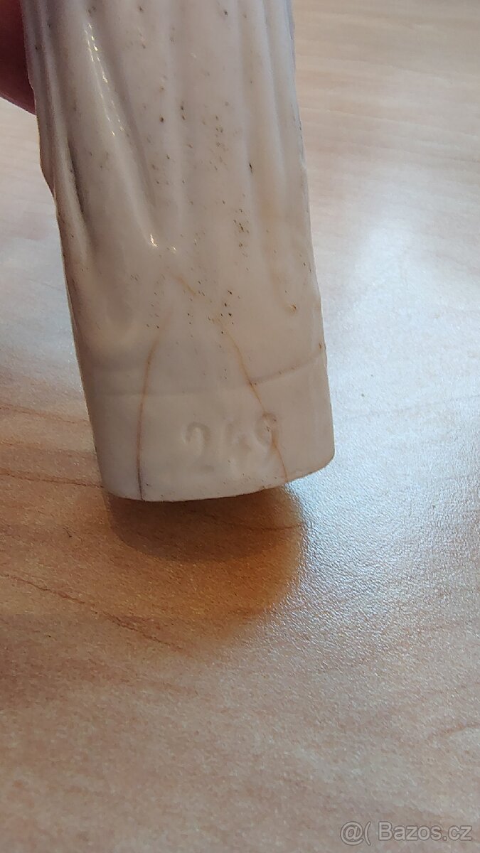 Porcelánová madona. - 5