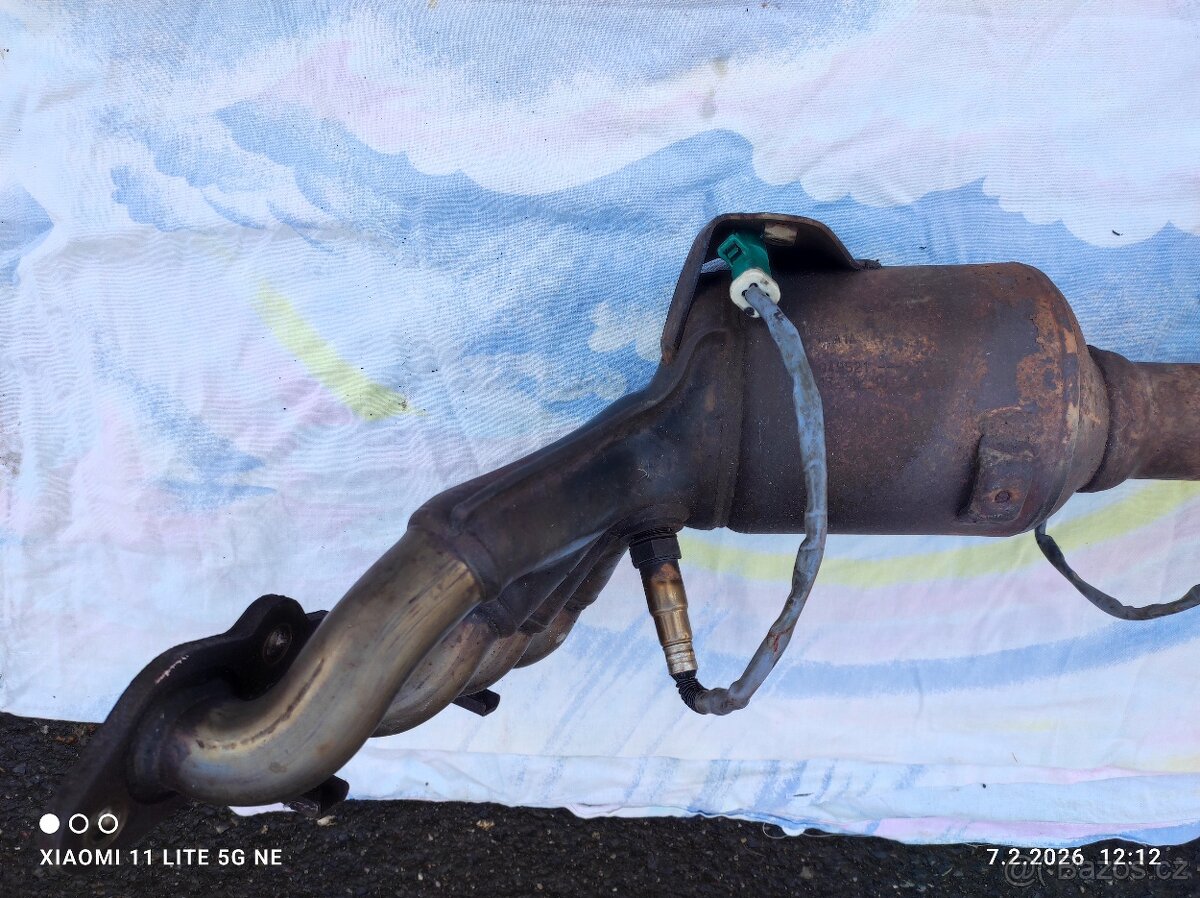 katalyzátor s výfukovým potrubím a vlnovec - 5