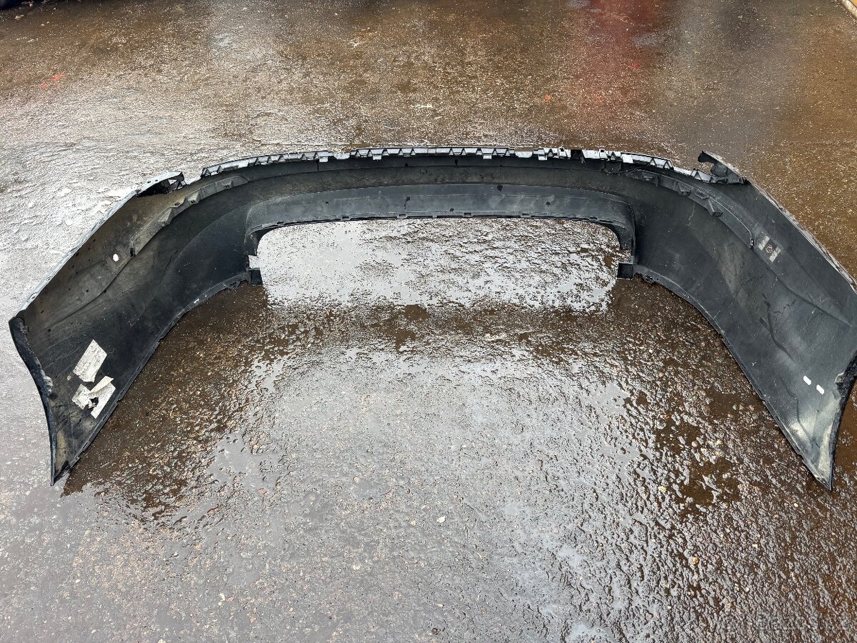 Škoda Superb 3, zadní nárazníky - 5