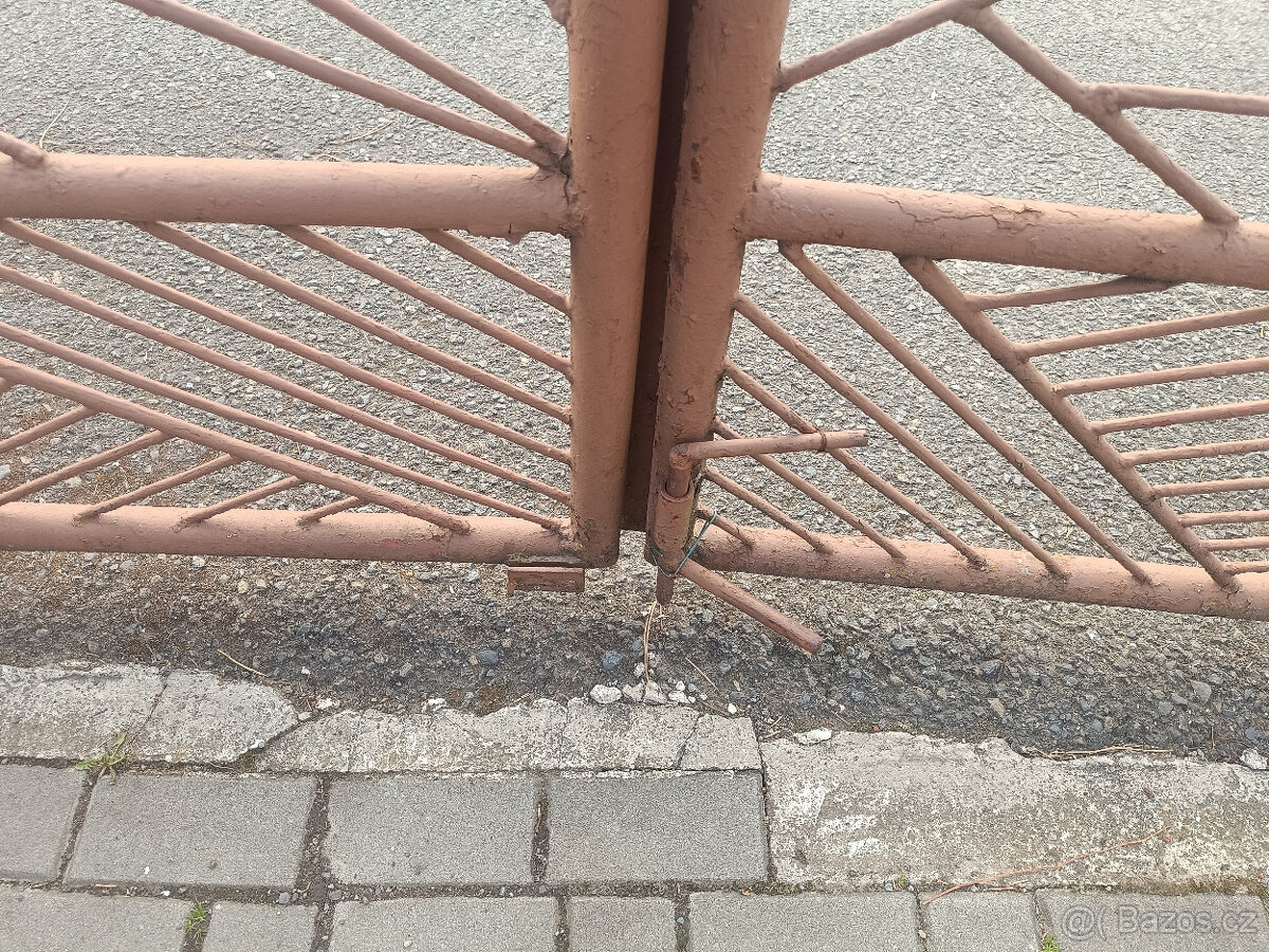 prodám železná vrata - 5