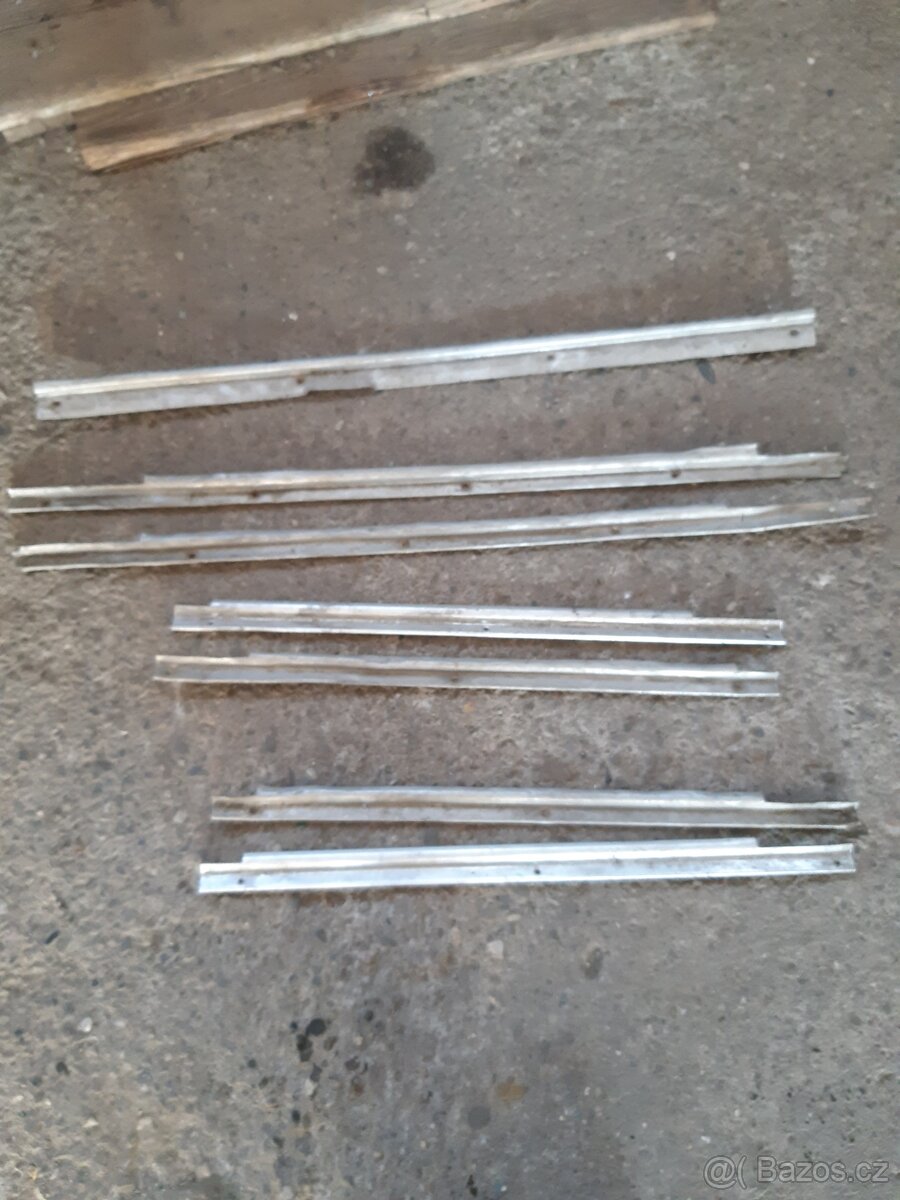 Škoda 100 -110 plast.nd . - 5