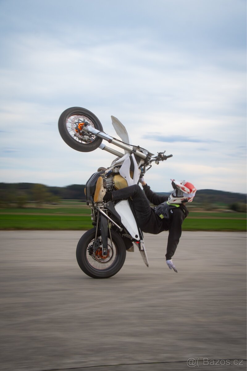 Husqarna fe 450 SUPERMOTO