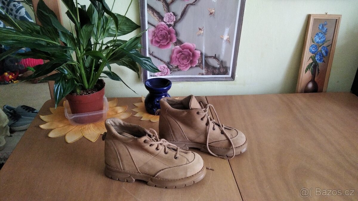 NOVÁ JARNÍ PÁNSKÁ ČERNÁ OBUV ZA POLOVINU CENY.VELIKOST 46. - 5