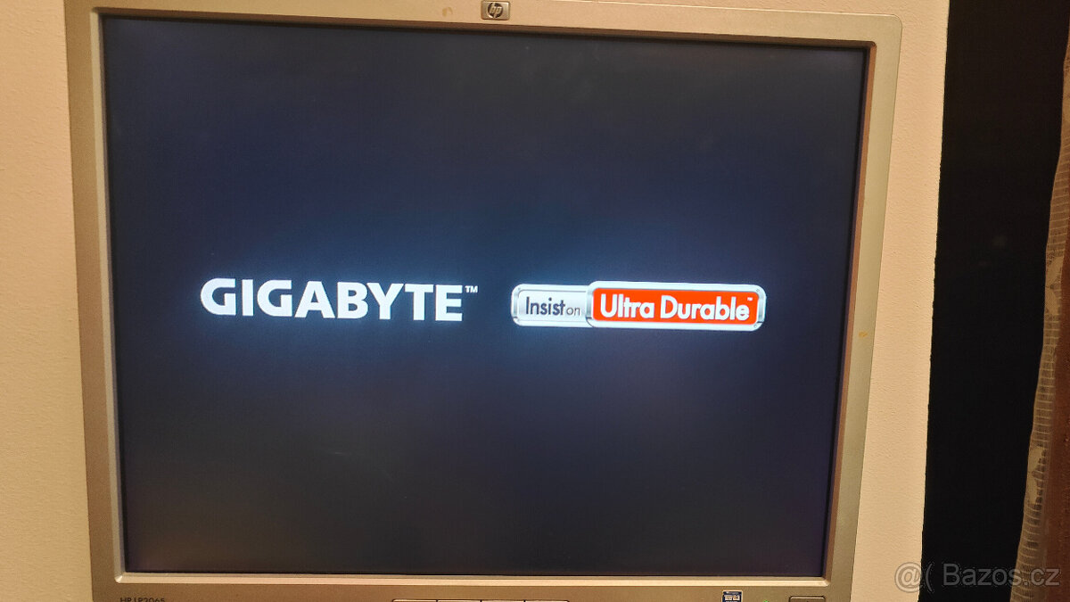 Gigabyte GA-H81M-DS2 + Procesor Intel i5-4590 + 4GB RAM - 5