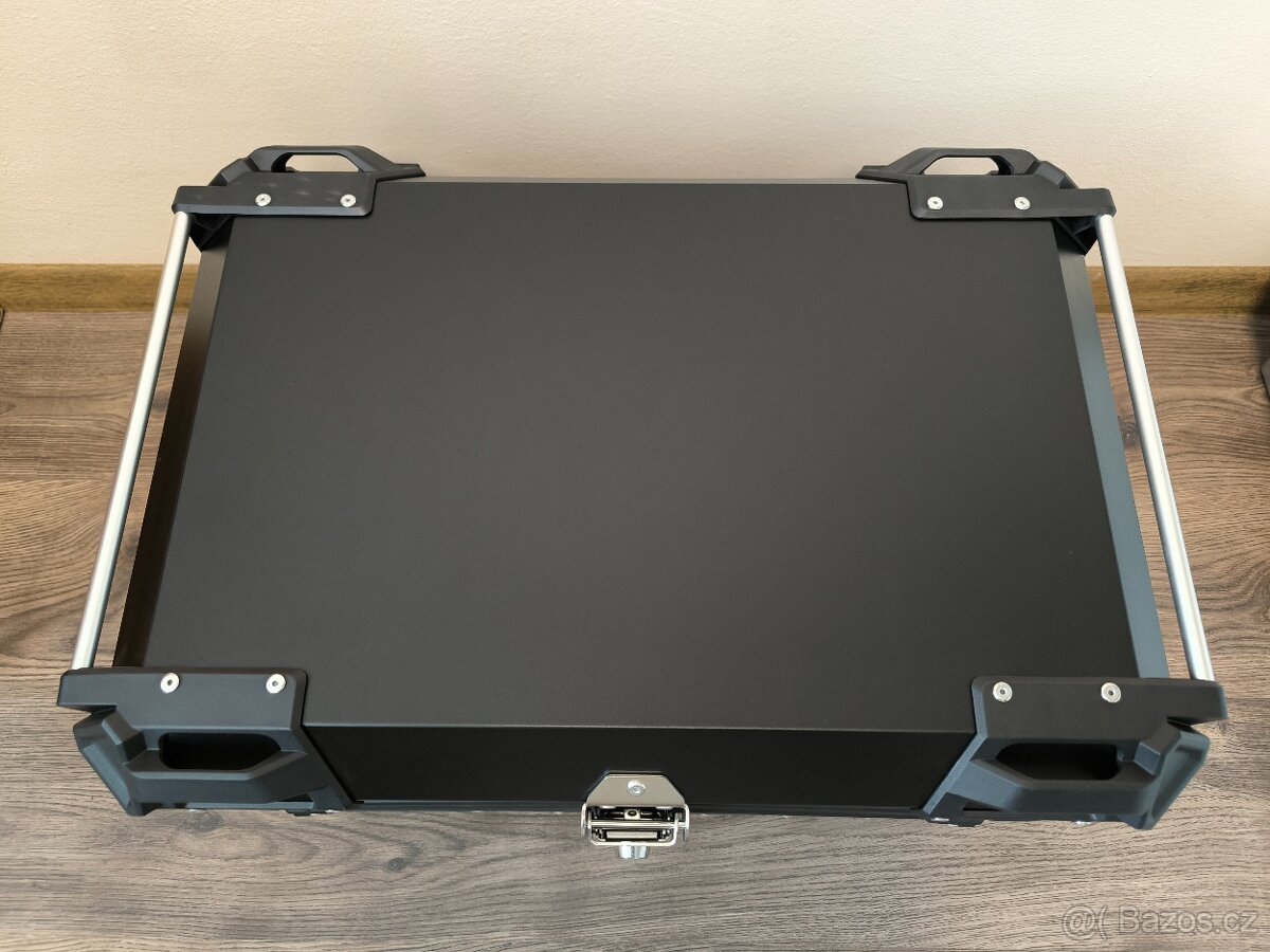 Zadní motokufr TopCase 65L hliníkový černý - 5