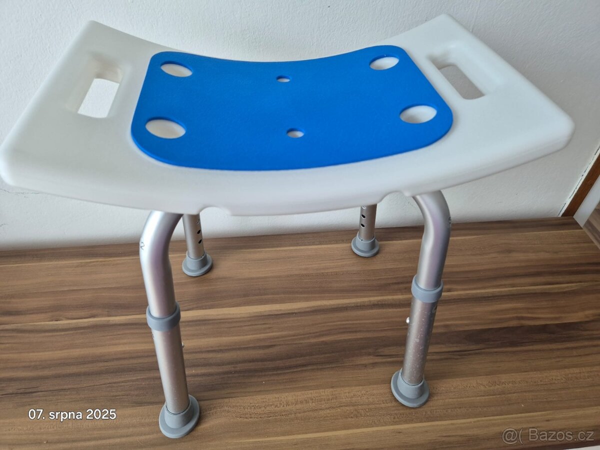 Hliníková nastavitelná sprchová stolička - 5