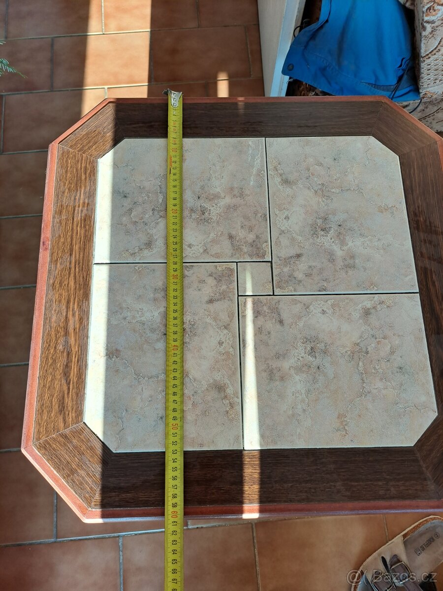 Konferenční stolek - 5