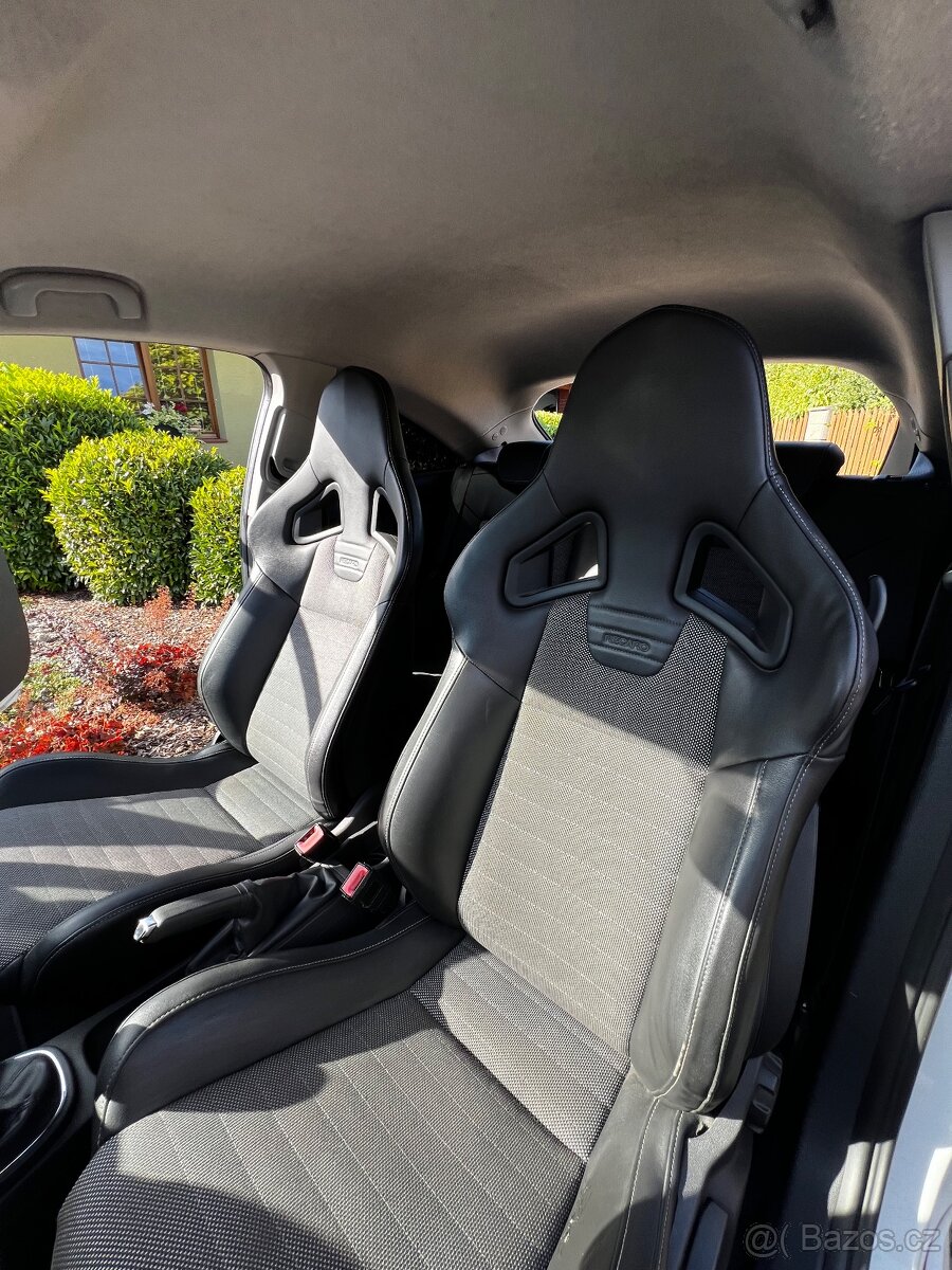 Opel Corsa D OPC - 5