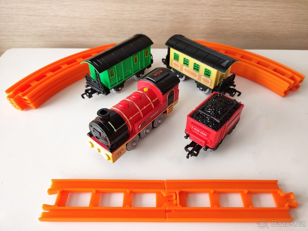 VLÁČEK NA BATERKY S KOLEJEMI – uhlák, vagonky, věk 3+ - 5