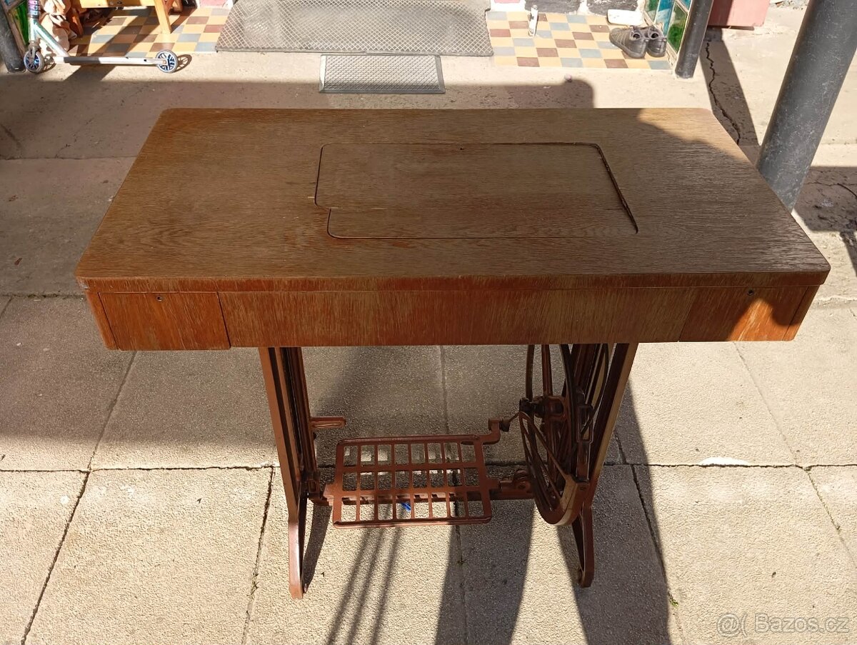 Šicí stroj Minerva 122 - 5