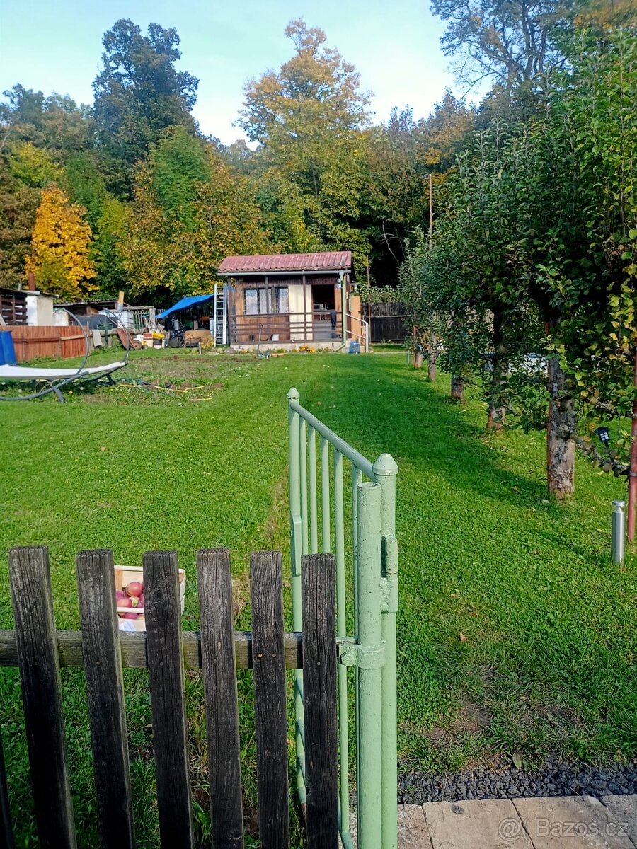 Zahrada s chatkou - 5