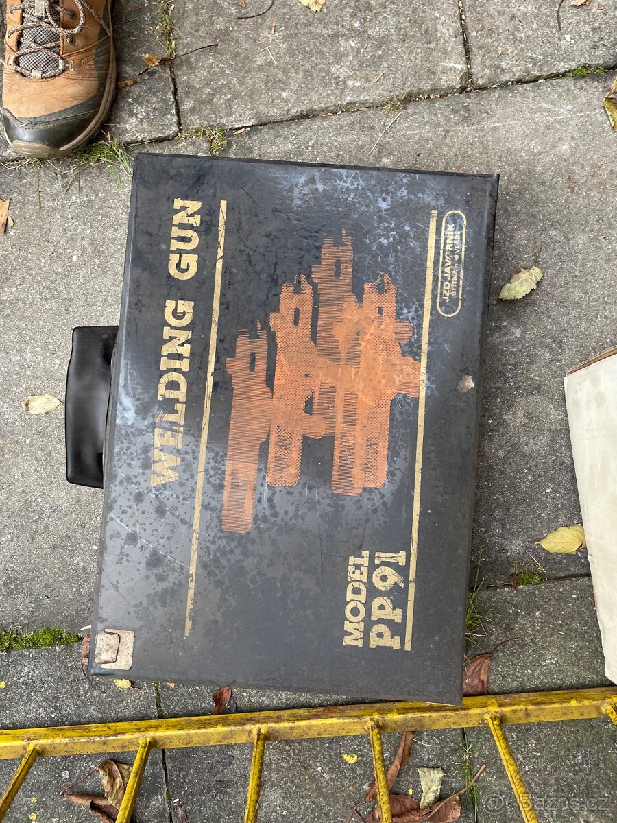 Svářečka bodová 380V se zdrojem - 5