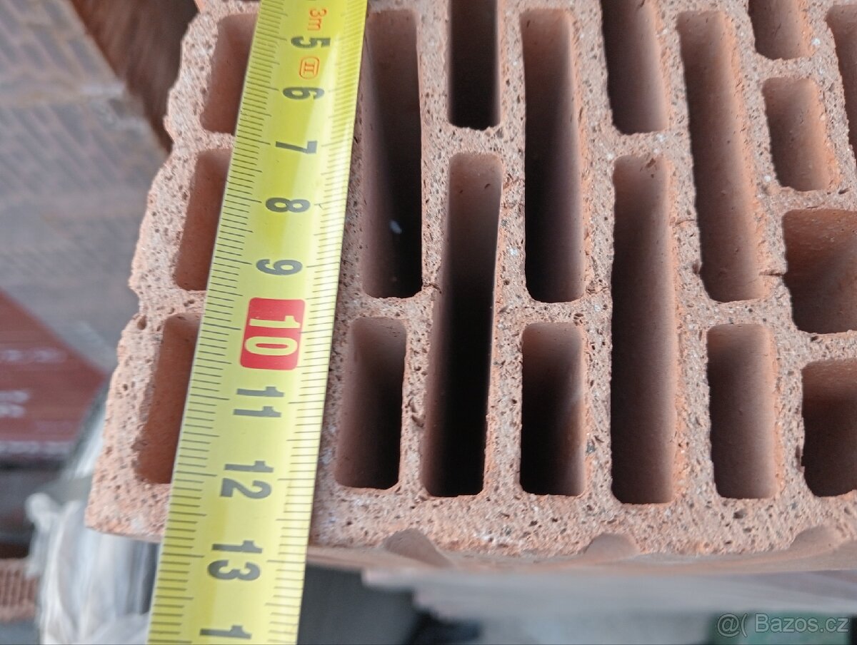 Porotherm 44 EKO + Profi 1/2 K a 37 1/2 prodám. - 5