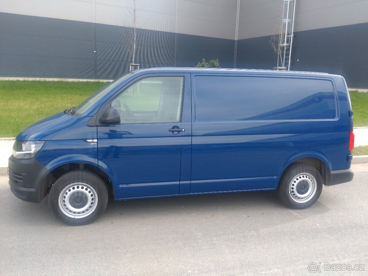 VOLKSWAGEN TRANSPORTER 2.0 TDi T6 - DPH - 76.000 km - 5