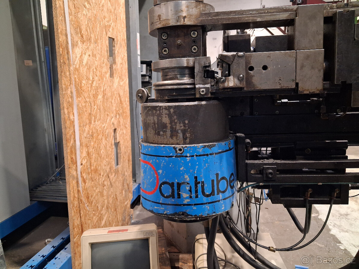 NC řízená ohýbačka trubek s trnem - 5