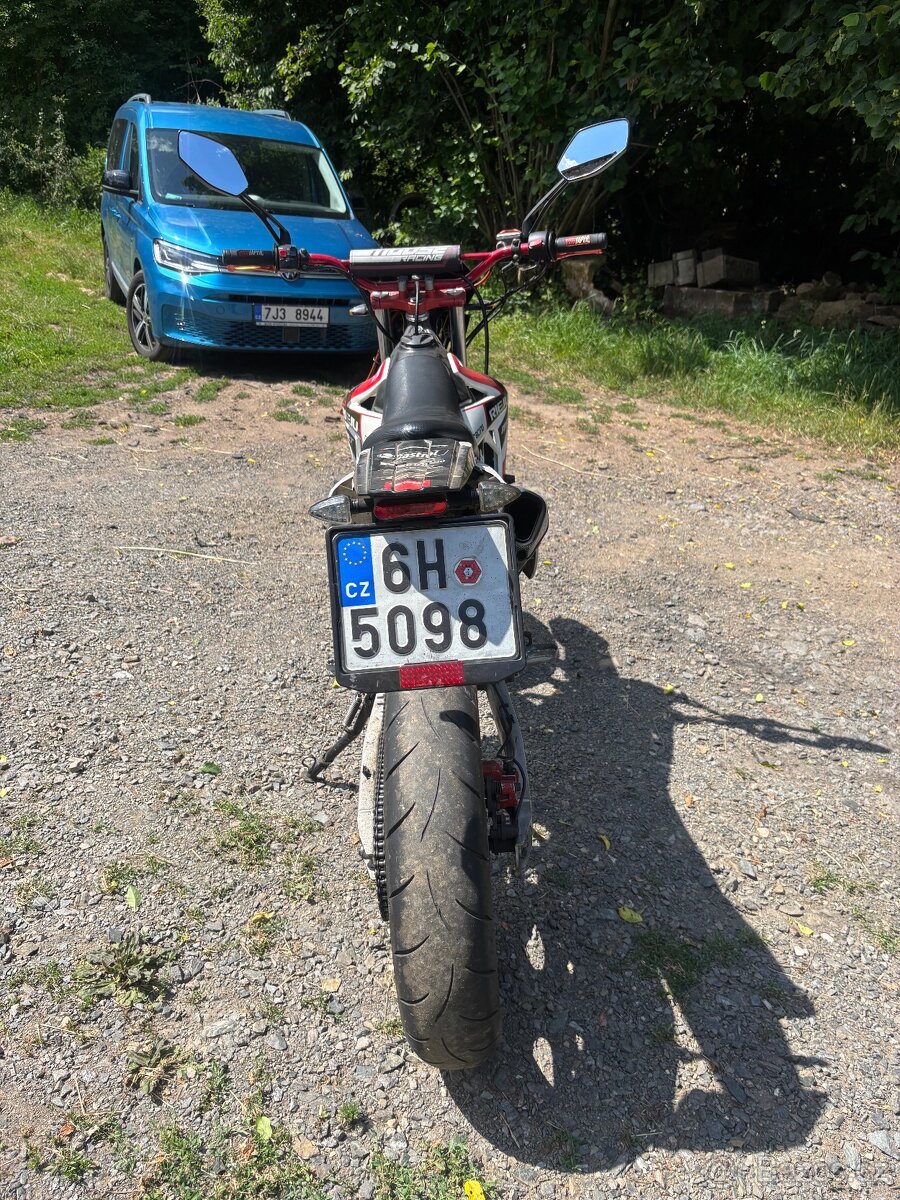 Rieju MRT 125
