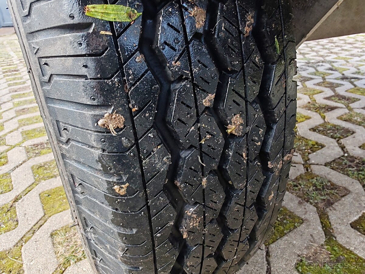 Vozík Vlek Přívěs na ATV čtyřkolku moto