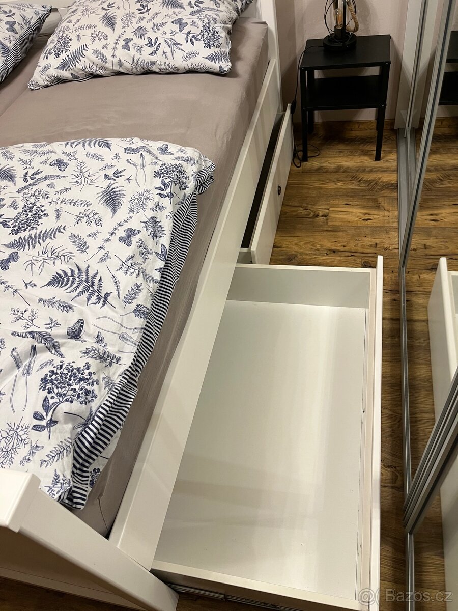 Postel 180/200 masiv bílá s šuplíky - 5