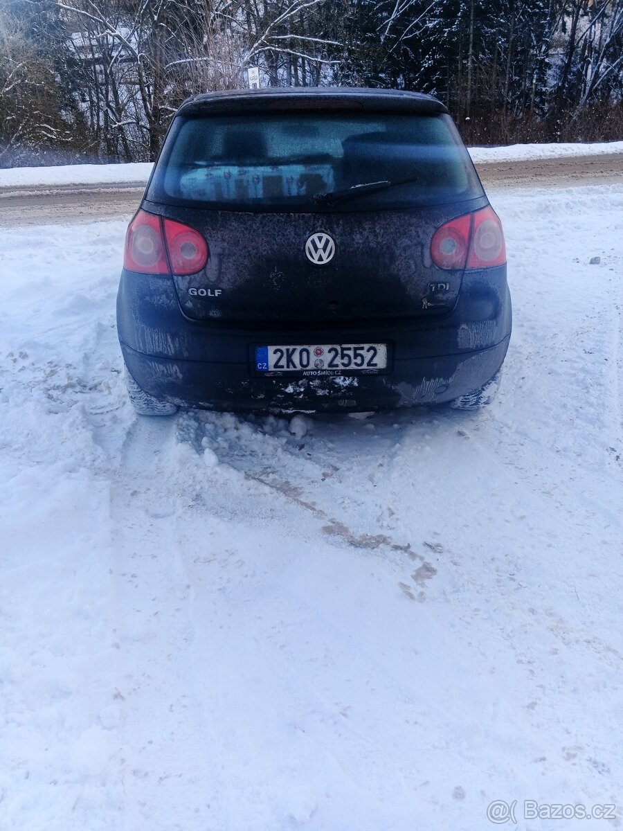 Volkswagen Golf V 1.9 TDI 66 kW - 5