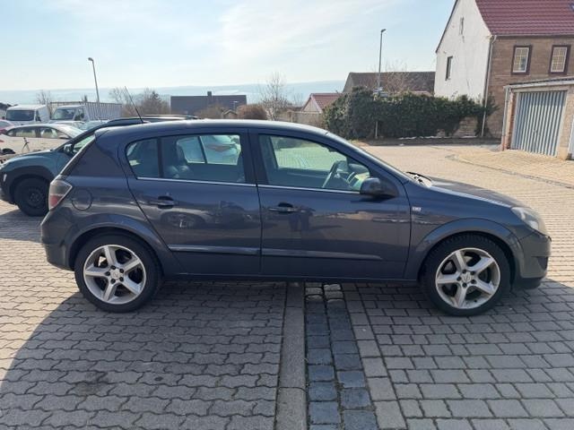 Opel astra H 1,9CDTI - 5