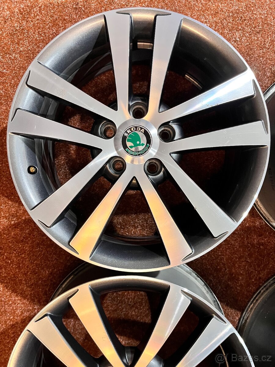 5x112 R17 Škoda Yeti / Octavia Original alu disky - 5