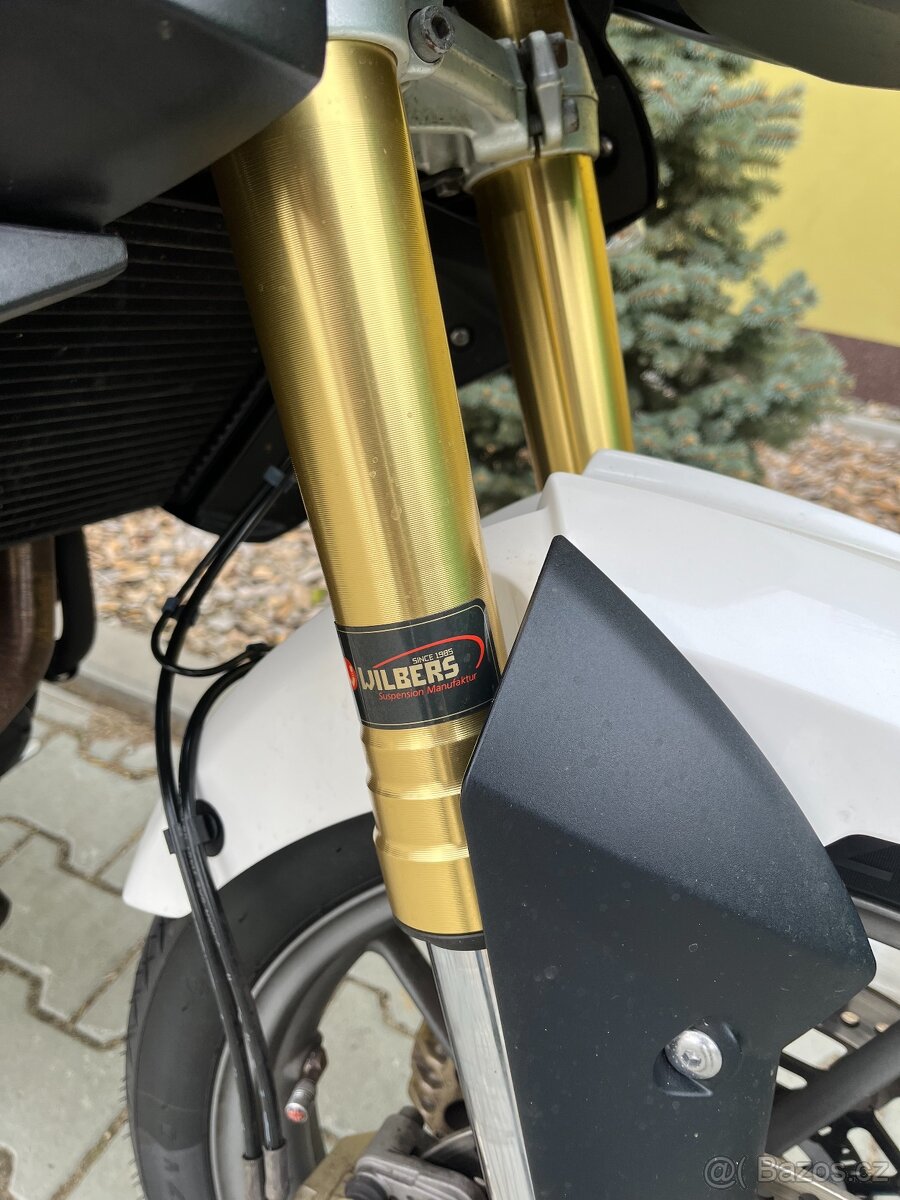 Triumph Tiger 800 XR - 5