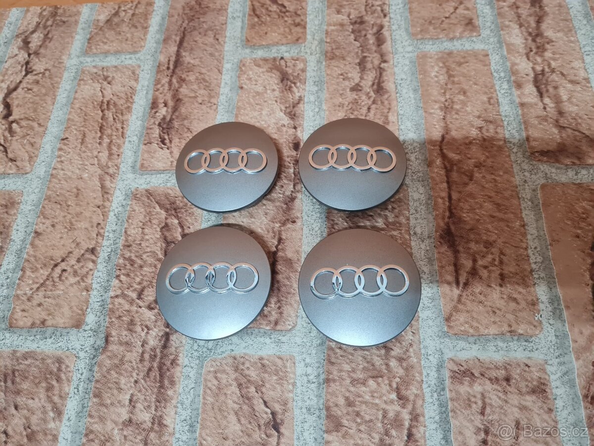 Stredové krytky - pukličky kolies AUDI - 5