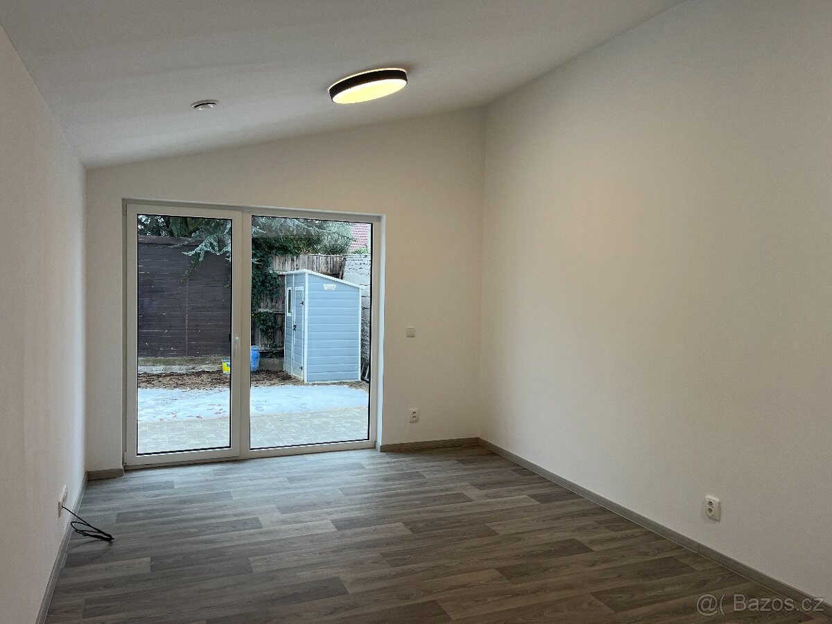 Pronájem novostavby 2+kk, 46 m² – ulice Na Záboří, Pardubice - 5