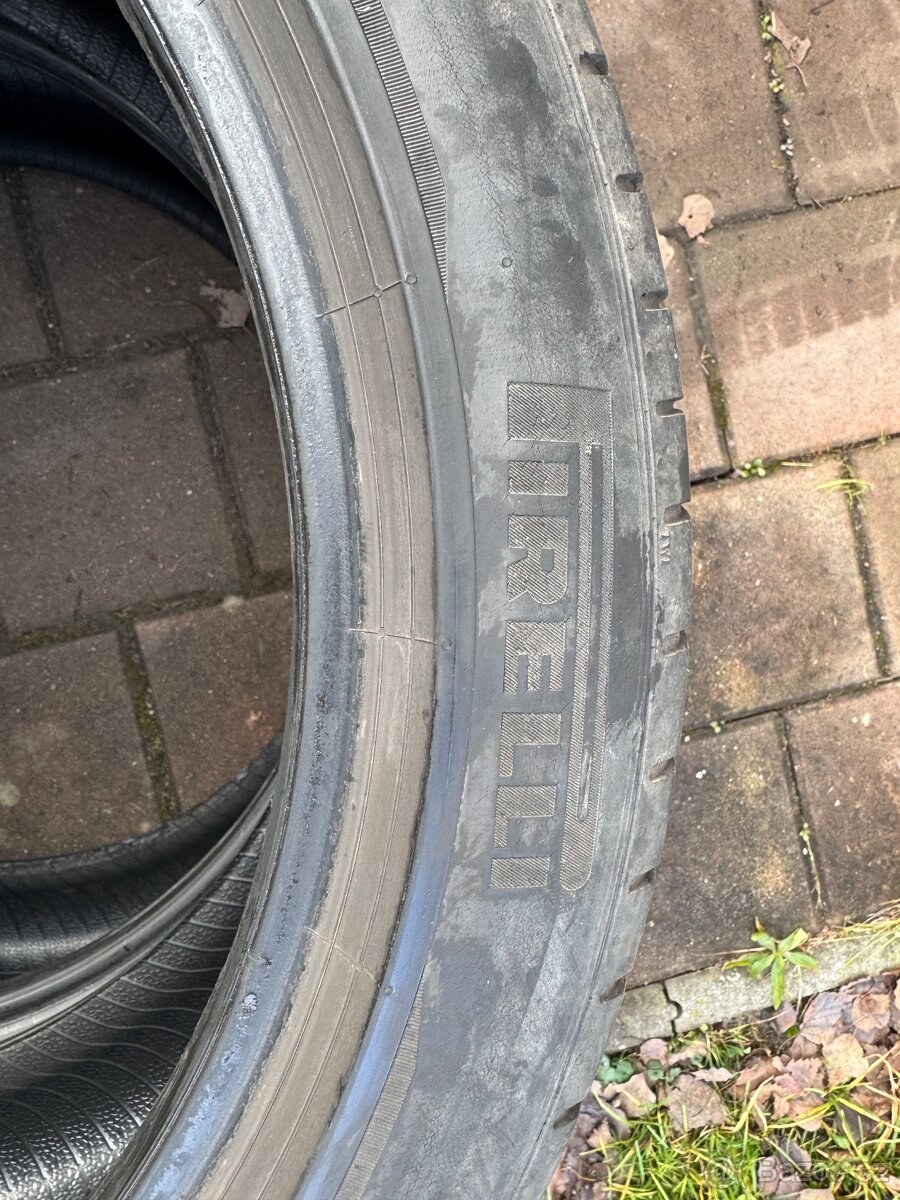Letní sada pneu Pirelli 245/45 R20 - 5
