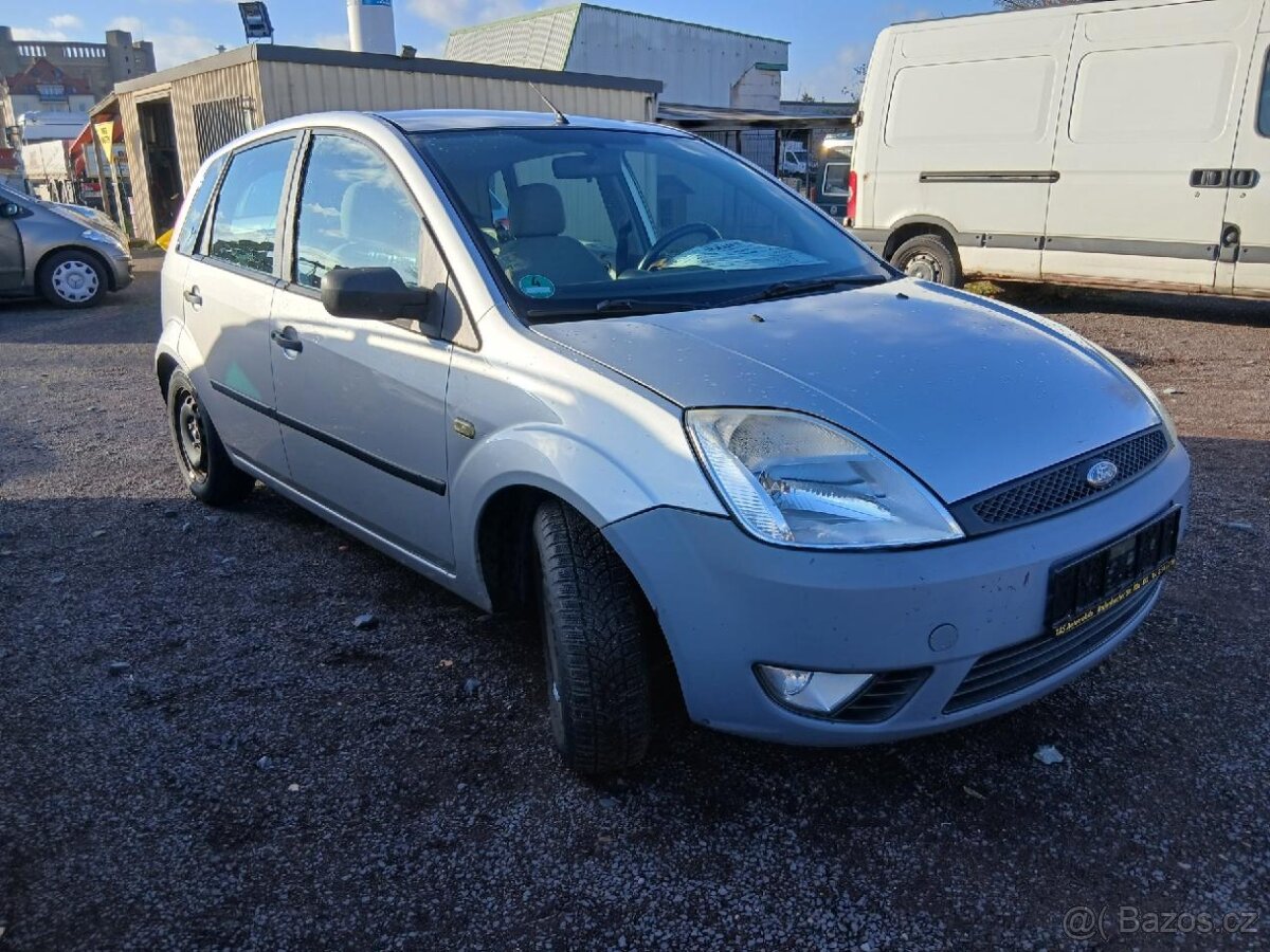 FORD FIESTA 1.3 51KW velmi dobrý celkový stav - 5