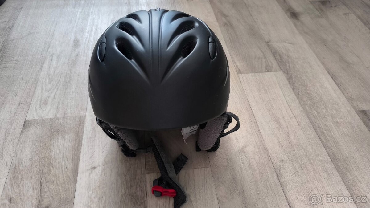 Dětská lyžařská přilba v dobrém stav - 5