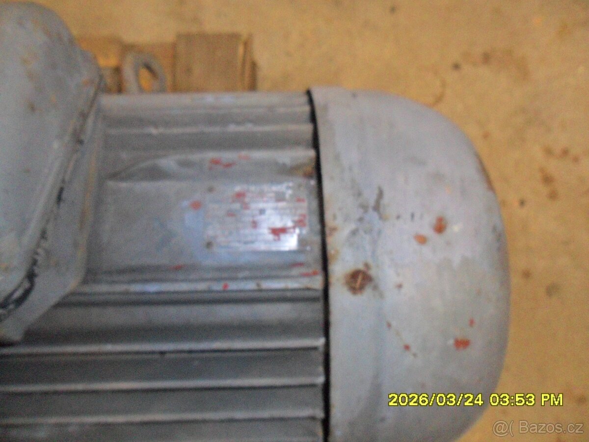 Elektromotor s převodovkou - 5