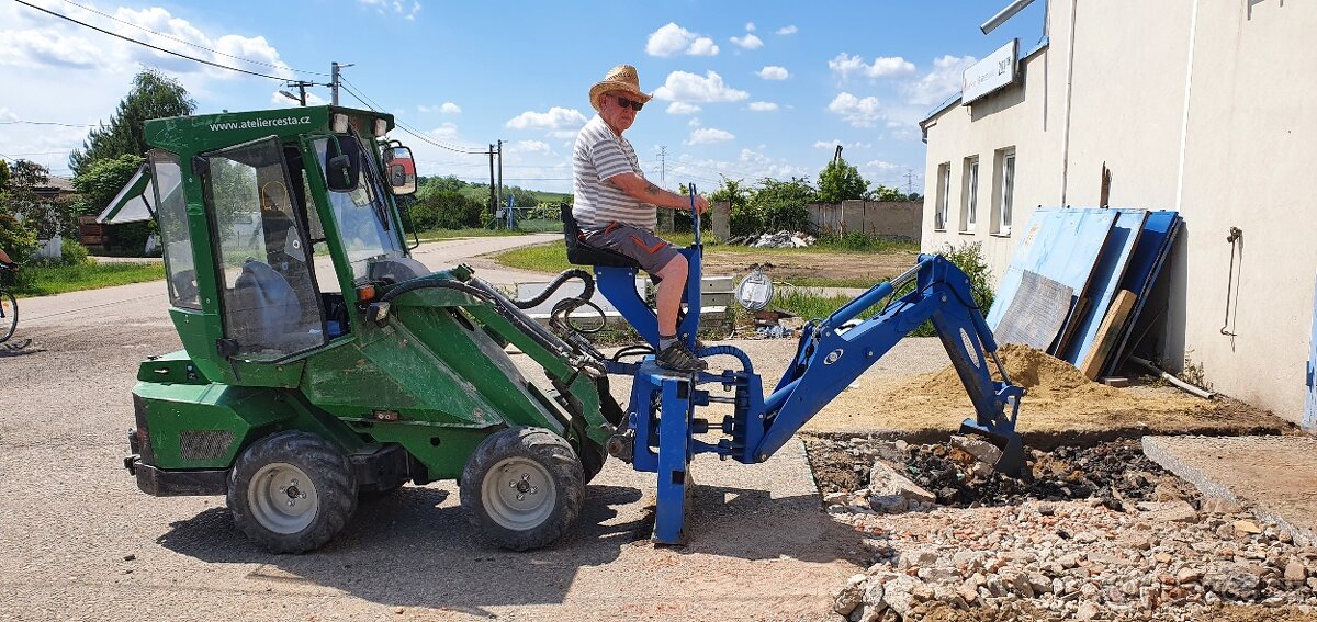 Podkop - bagr - pro Avant, Multione, lopaty 40 a 25cm - 5