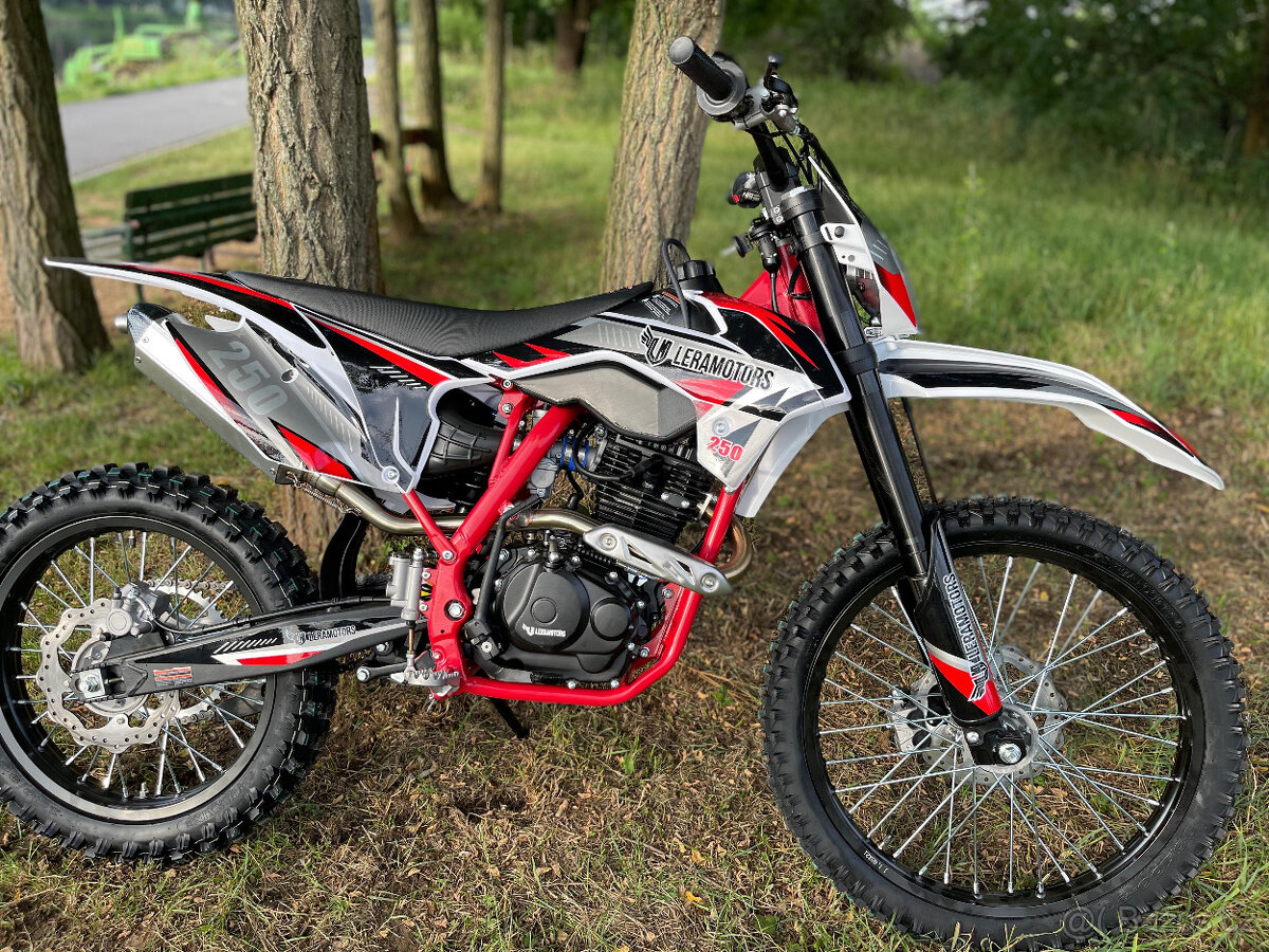 Pitbike Leramotors Killer 250ccm, kola 21/18, red