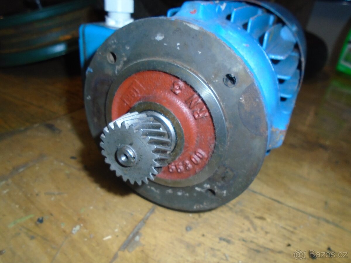 Jeřábový motor s dvojim vinutím - 5