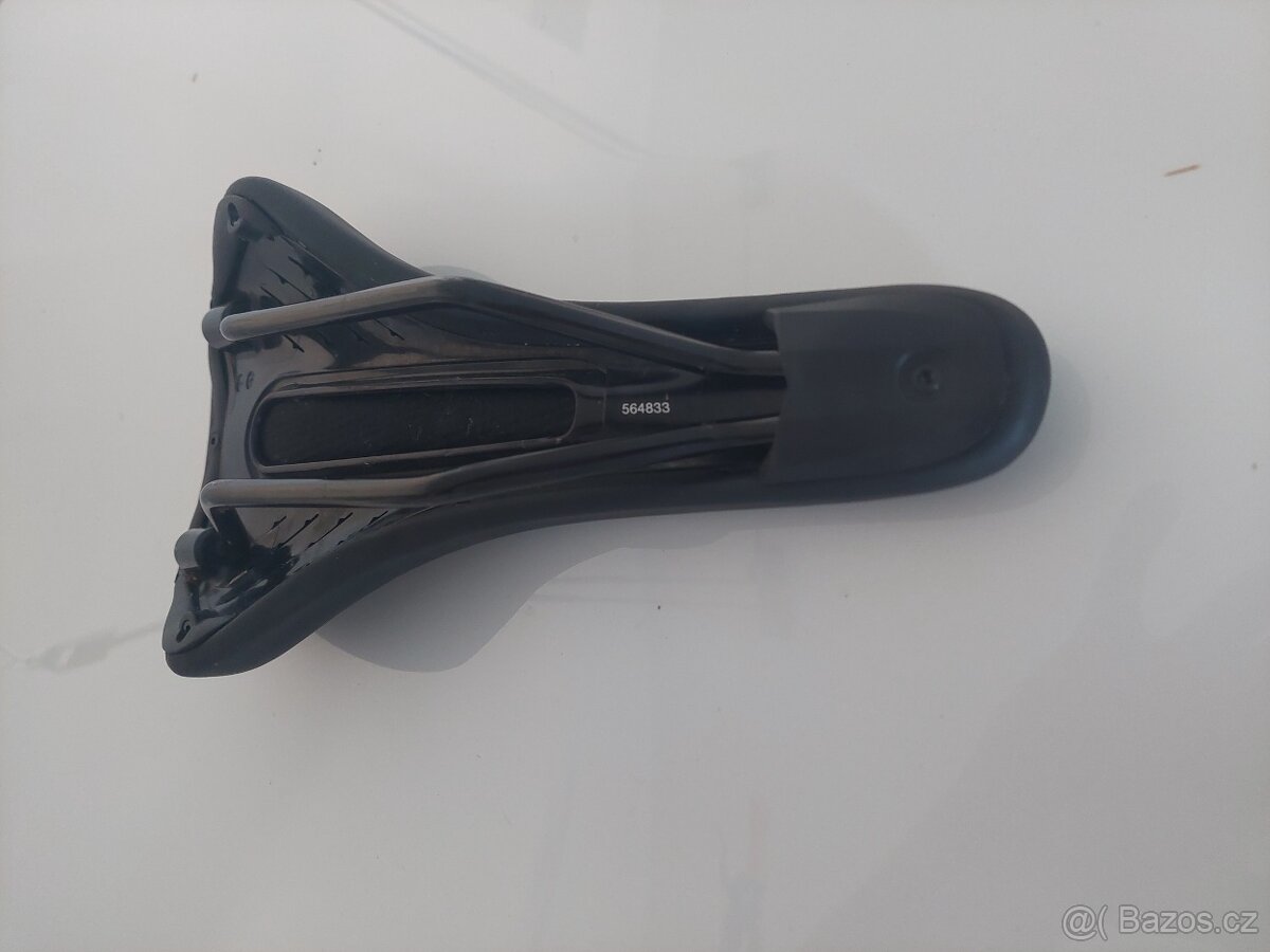 sedlo Bontrager Arvada 138 mm - 5