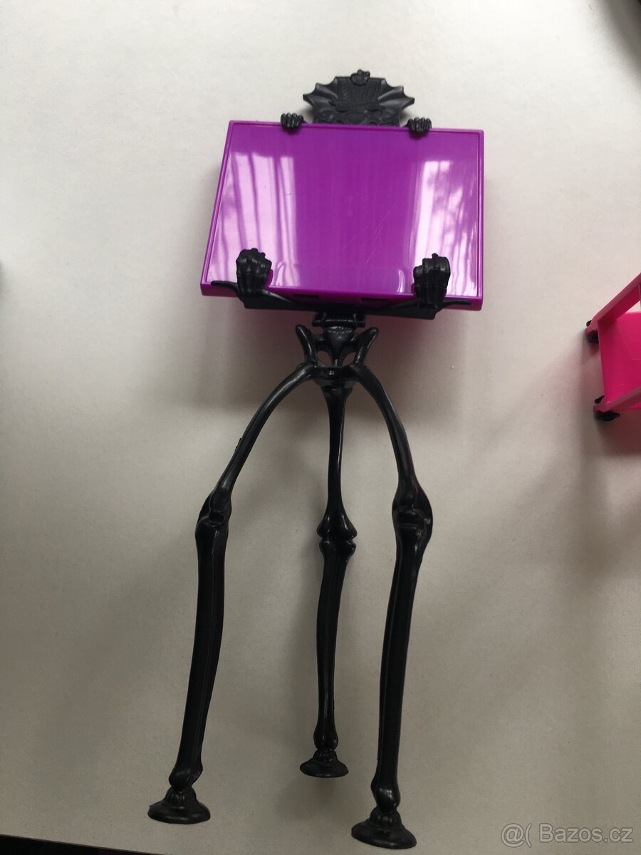 Dětský nábytek Monster High -Ateliér - 5