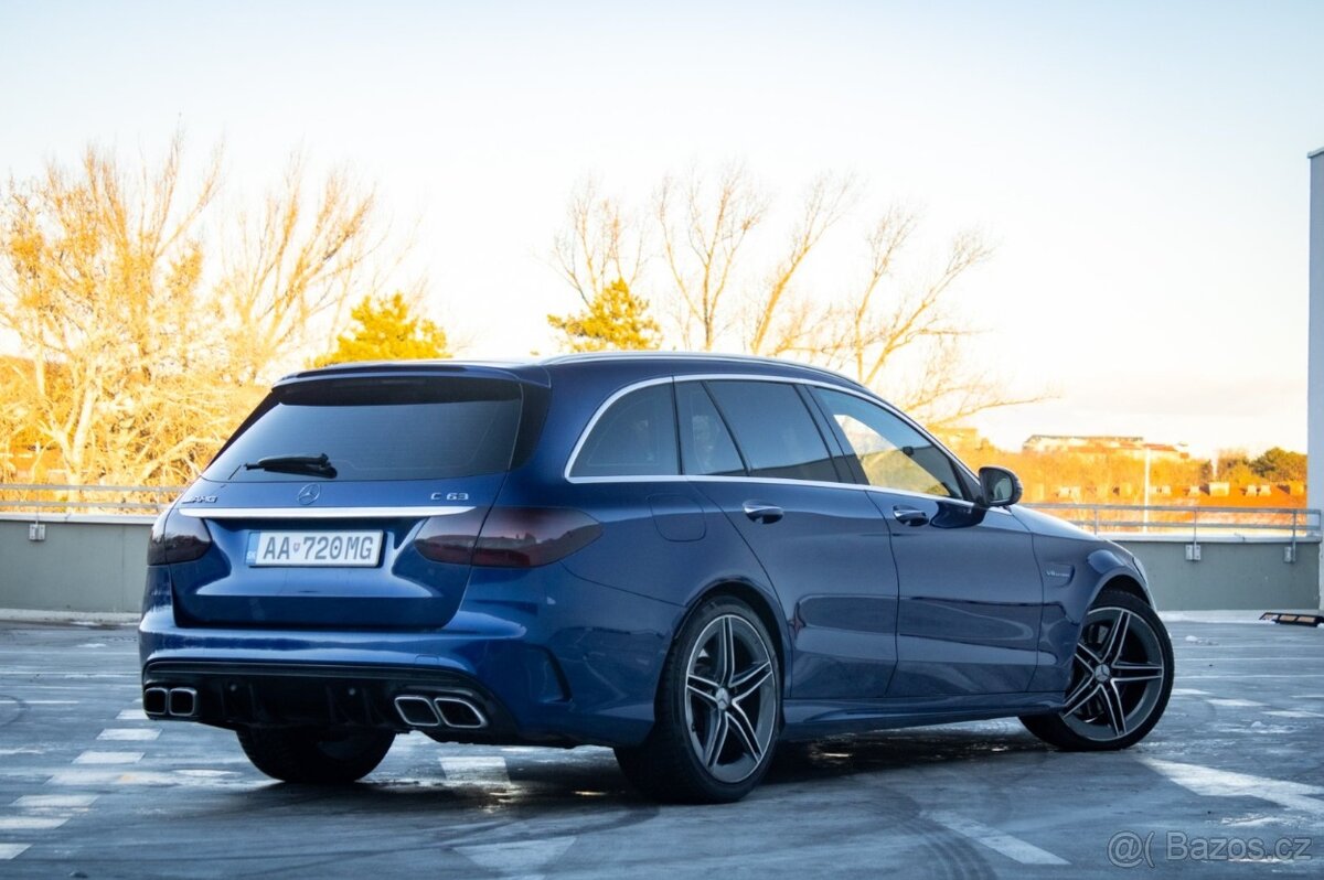 Mercedes Benz C63 AMG w205 - TOP stav - 5