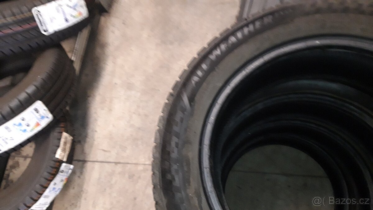 Prodám zimní pneu 4x 185/60/15 88H - 5