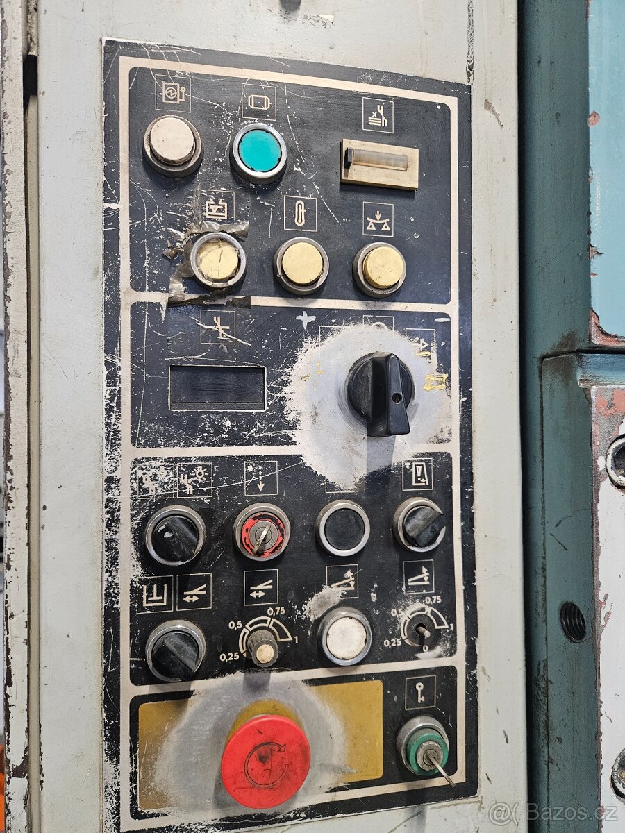 Hydraulické tabulové nůžky CNTA 3150/10A - 5