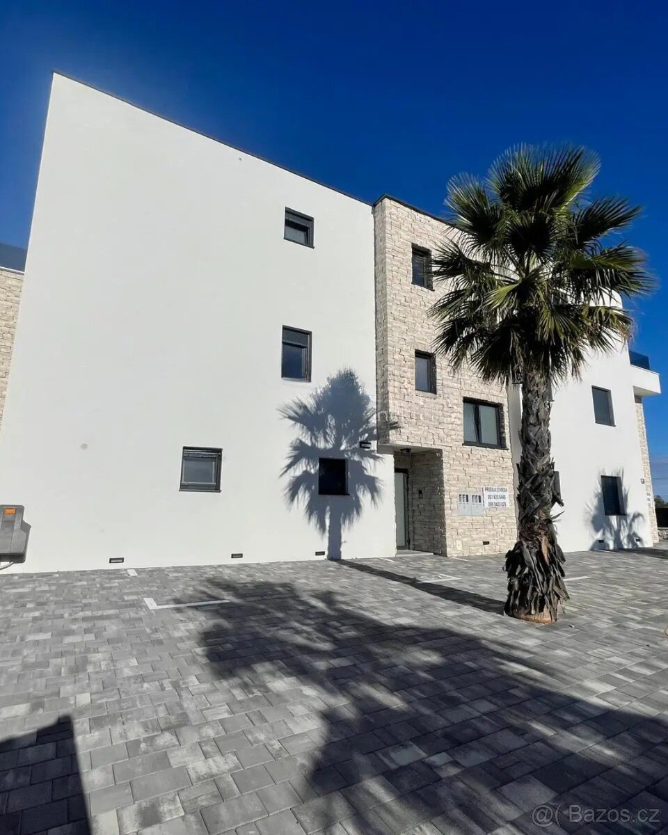 CHORVATSKO: Moderní apartmán v novostavbě u Šibeniku - 5