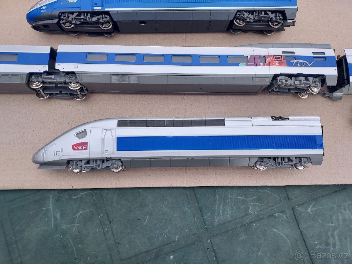 PRODÁM 2 RYCHLÍKOVÉ SOUPRAVY TGV - HO. - 5