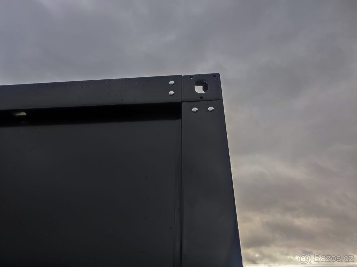 Stavební buňka 6×3 m s tepelnou izolací a elektroinstalací - 5