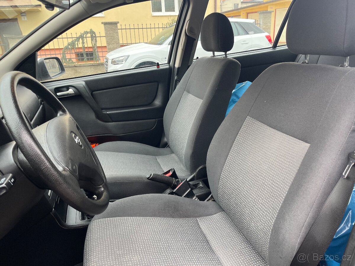 Opel Astra 1,4i 66kW 2003 - původ ČR - 5