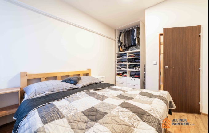 Byt 3kk, stání, sklep, zahrada - 5