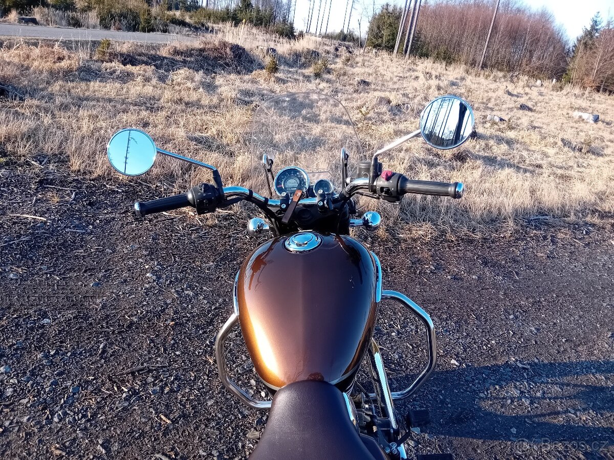 Royal Enfield Meteor 350 - 5